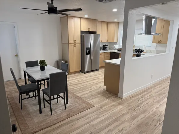 136 Rawhide Ln, Ridgecrest, CA 93555