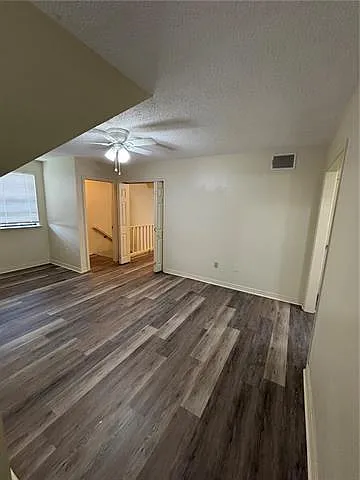 184 Crislaur Ave #E — Photo 9