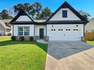 6012 Heisler St, Rex, GA 30273