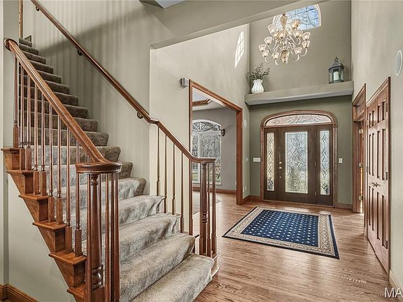 4th image of 9736 Avondale Hills Ln