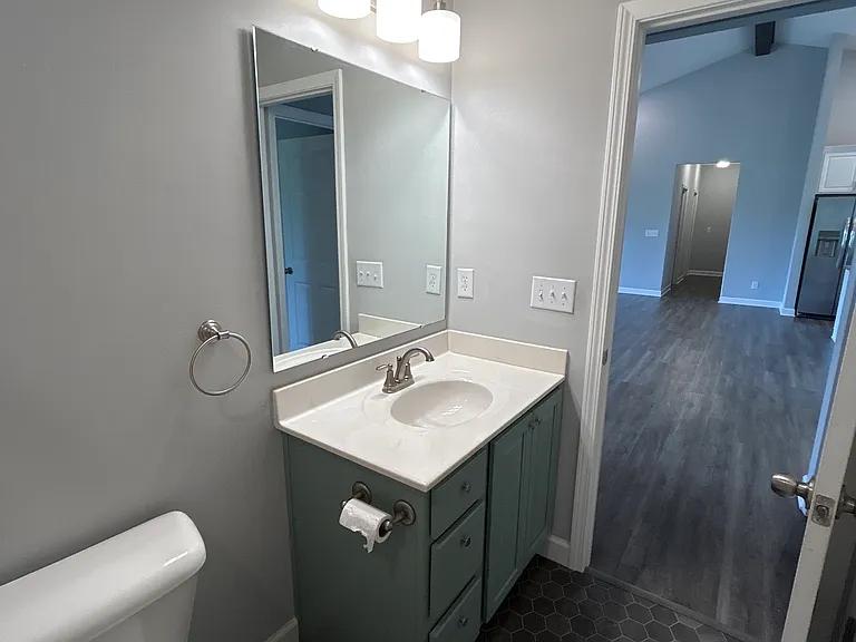 866 SE Santee Dr — Photo 34
