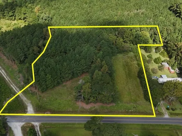 287 Barbee Road, Richlands, NC 28574