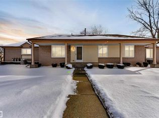31826 Breezeway, Chesterfield, MI 48047