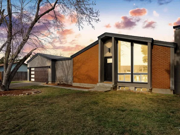 8020 W Hummel Dr, Boise, ID 83709