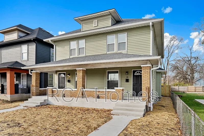 20 N Gray St