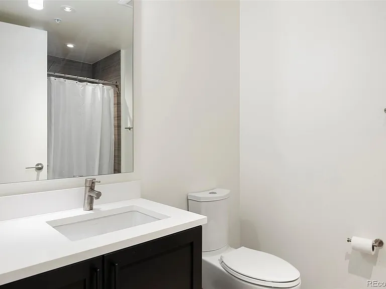 1750 Wewatta St #1305 — Photo 5