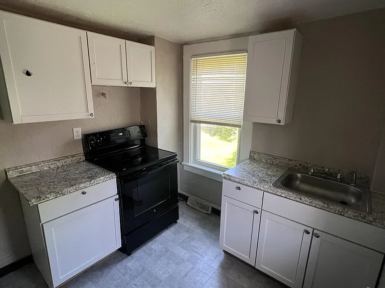 126 Independence St #3 — Photo 8