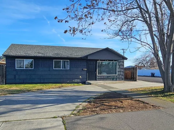 1403 N 16th Ave, Pasco, WA 99301