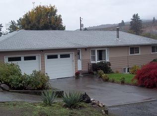 814 W 18th St, The Dalles, OR