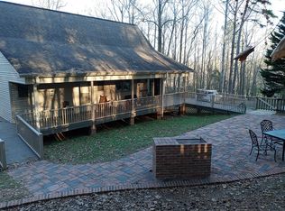 415 Edwin Lanford Rd, Woodruff, SC 29388