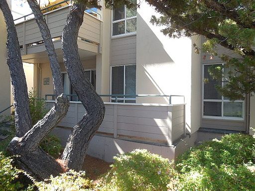 2nd image of 198 Larkspur Plaza Dr