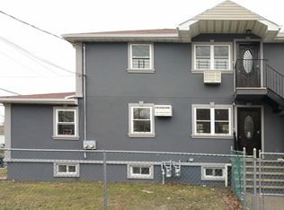 14768 249th St, Rosedale, NY 11422