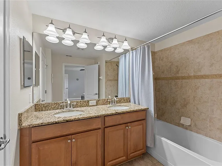 8955 Bismarck Palm Rd — Photo 25