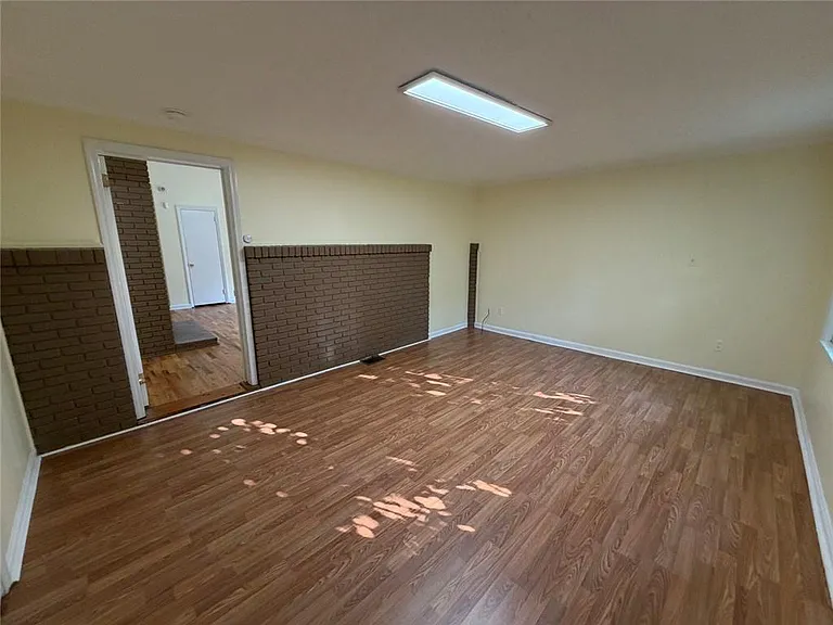 2720 Hollywood Dr — Photo 18