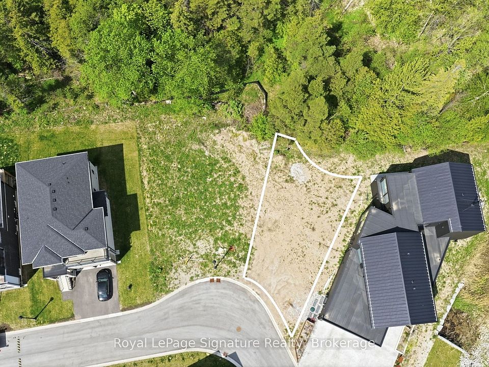 1st image of 118 Sebastian St