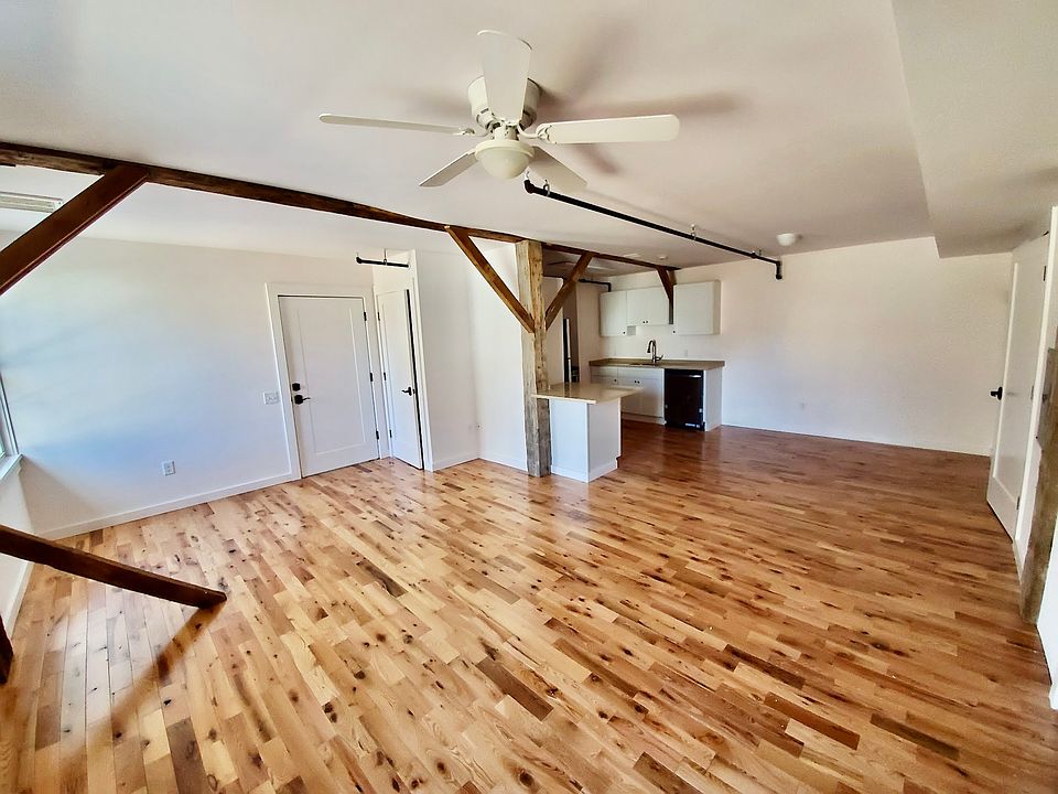 1st image of 32 Anthony St #2D