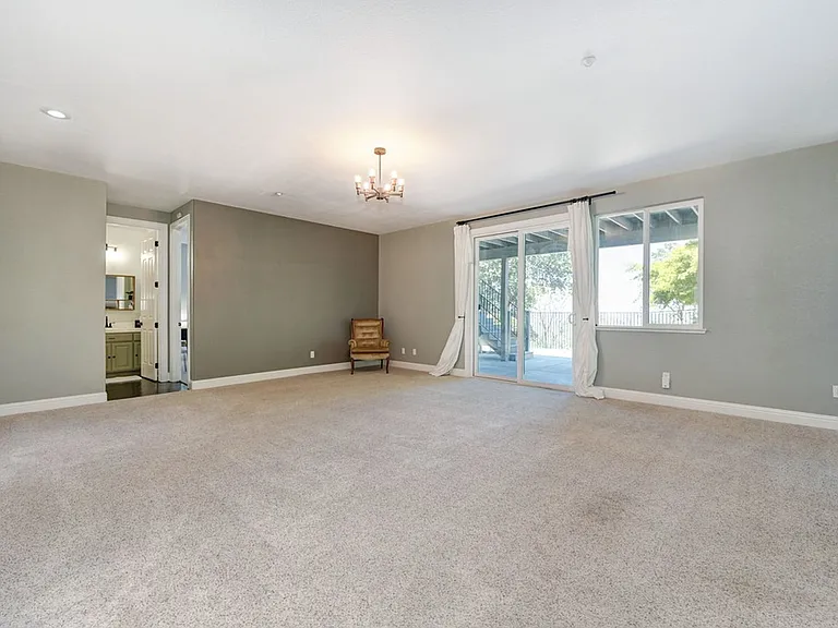 7029 Pembroke Way — Photo 51
