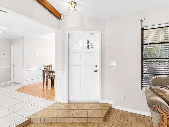 4th image of 4903 SW 11th Pl