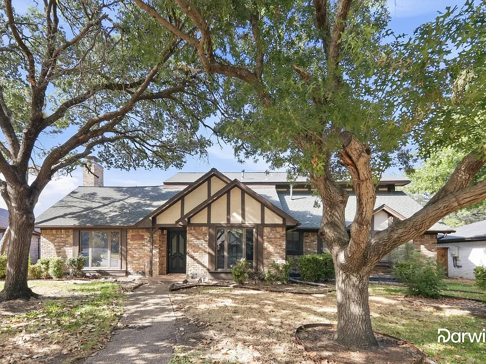 2865 Meadowbrook Dr