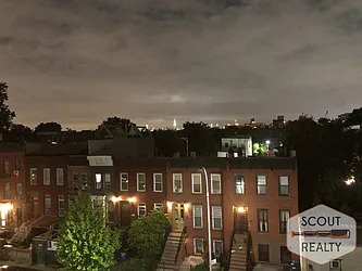 Rented by SCOUTBK.COM