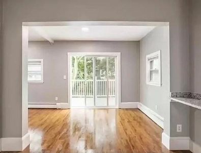 825 E 2nd St #2, South Boston, MA, 02127