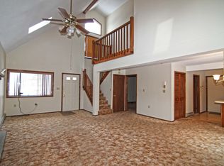 6455 Marvin Gdns, Tobyhanna, PA 18466