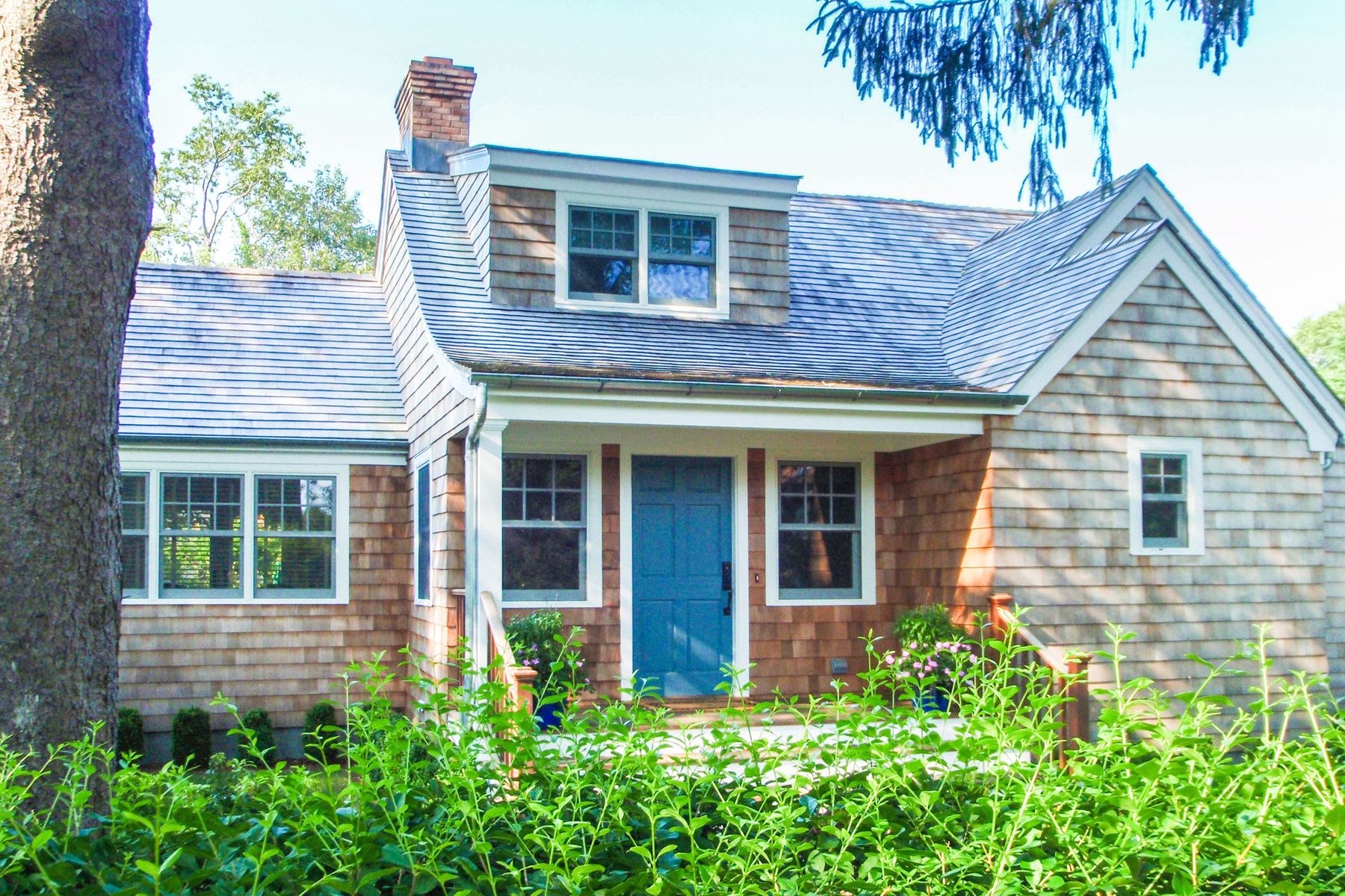 34 Talmage Ln in East Hampton Out East