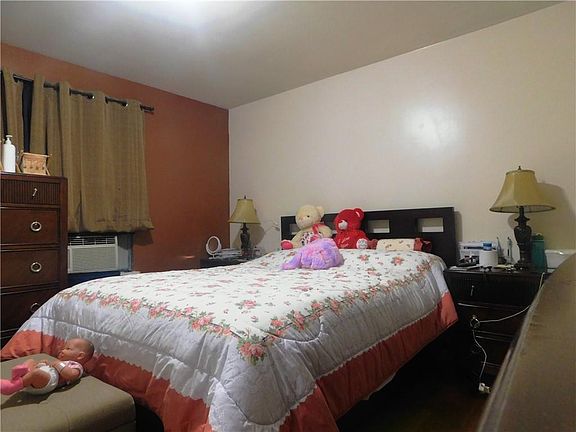 4th image of 115-24 149th St