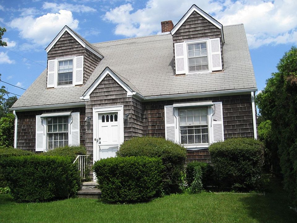 Front View-418 Metacom Ave.