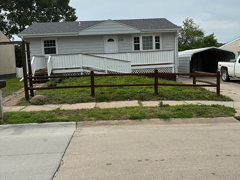1016 Scott St — Photo 10