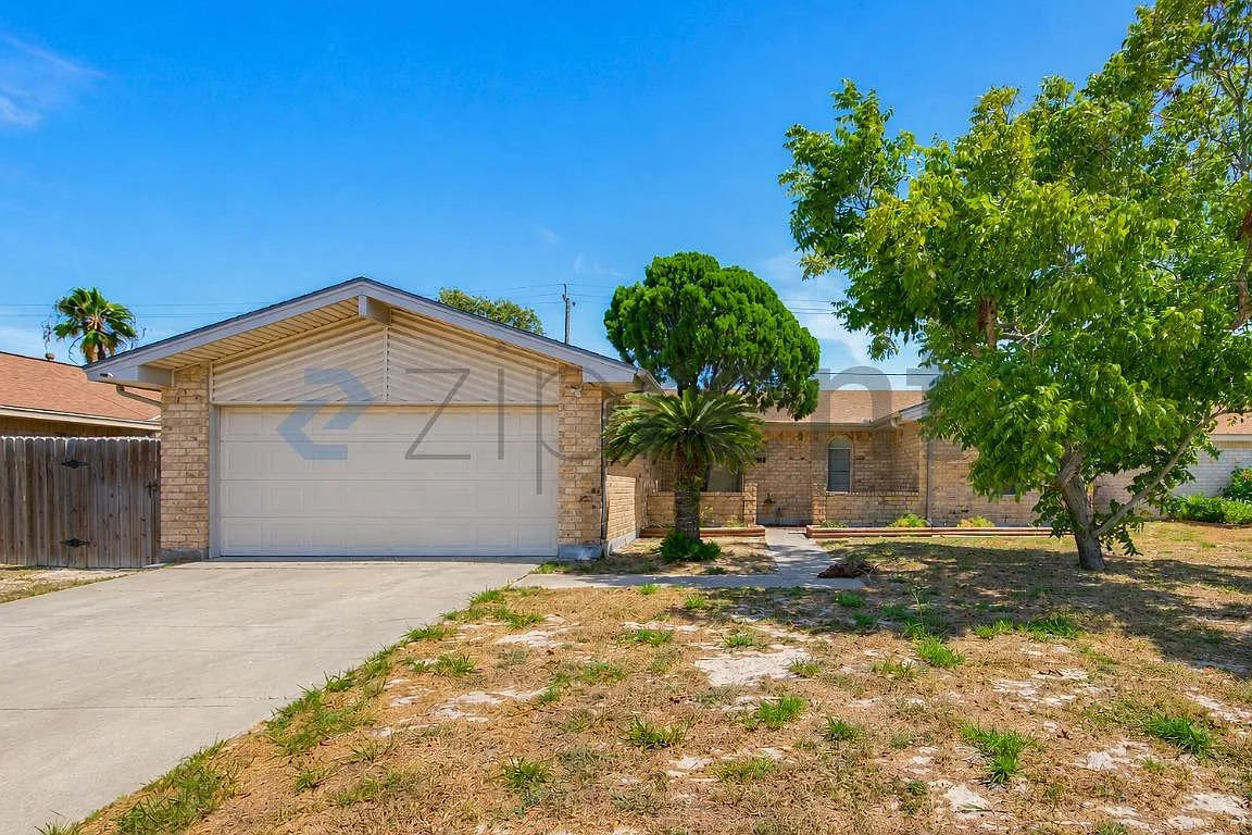 4 bed, 1525 sqft, $2,025 — Photo 1