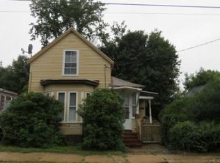 63 Pine St, Rochester, NH 03867