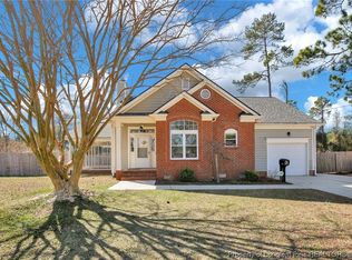 564 Waterbury Dr, Fayetteville, NC 28311