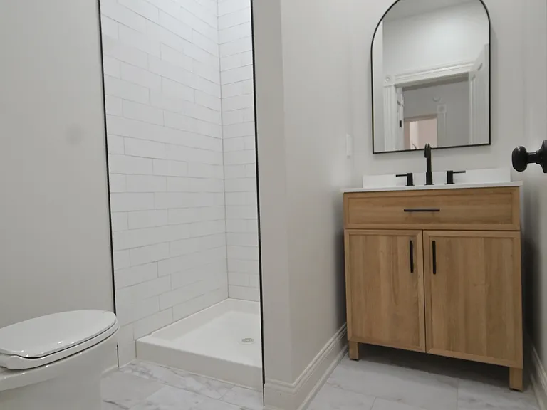 709 Columbia St #4 — Photo 17