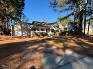 131 Donnibrook Run, Fuquay Varina, NC 27526