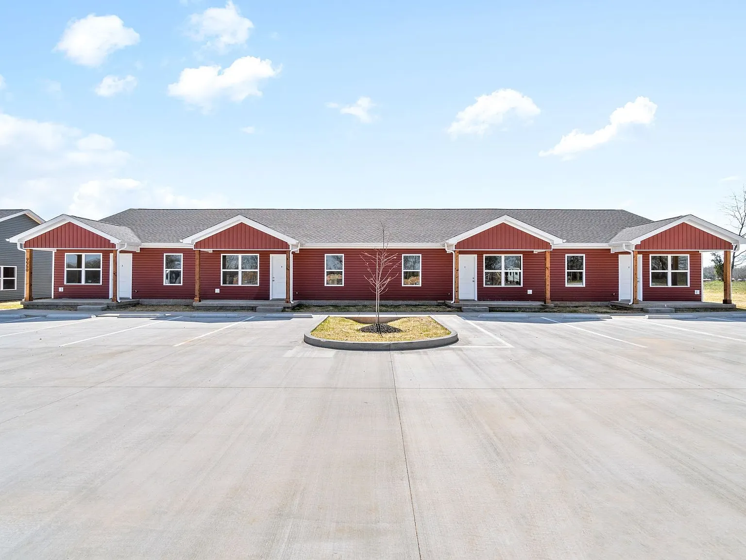 Brand New Unit in Guthrie, KY — Photo 2
