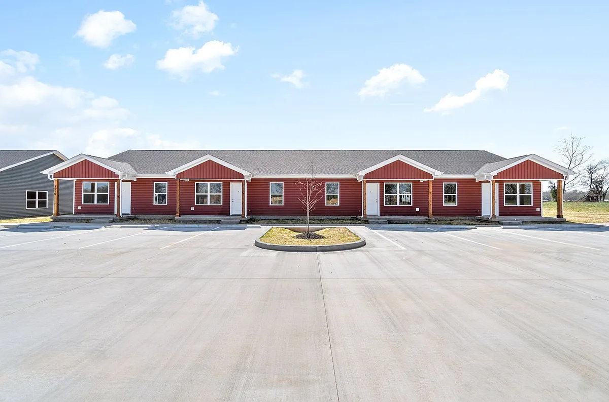 Building Photo - 9550 Russellville Rd