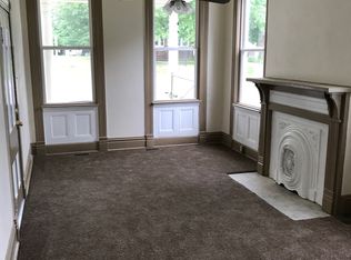 311 S Church St, Waterloo, IL 62298