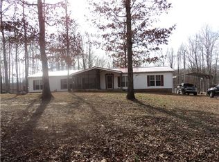10494 Rocky Point Rd, Lyles, TN 37098