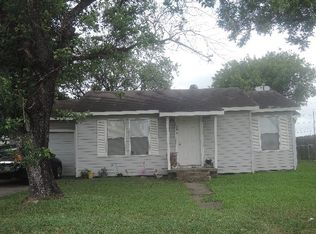 304 E Anaqua Ave, Victoria, TX 77901