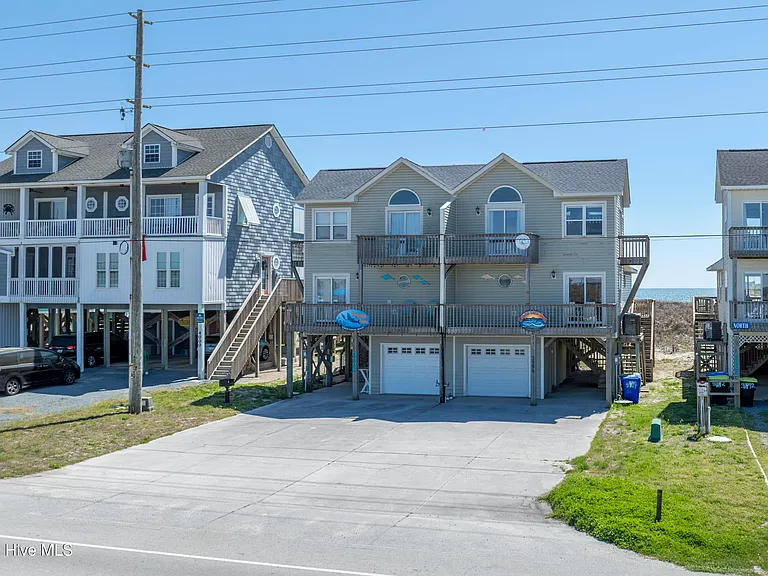 3994 Island Dr — Photo 14