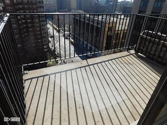 Rented by Corcoran | media 28