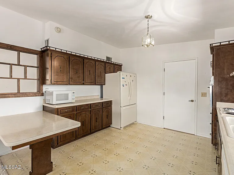 16381 S Observatory Pl — Photo 9