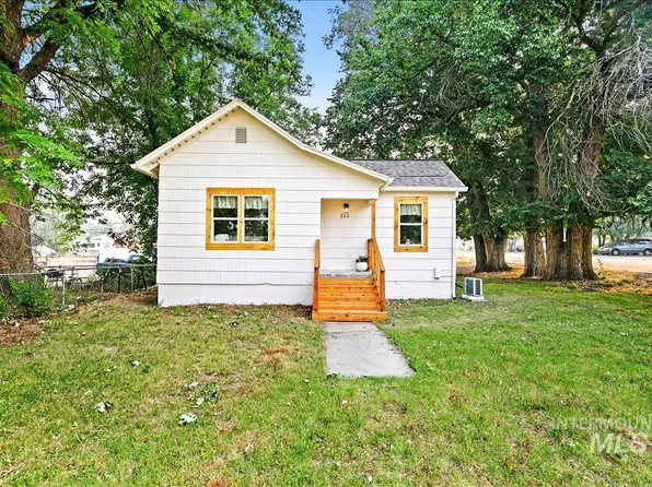 223 E Chicago St, Caldwell, ID 83605