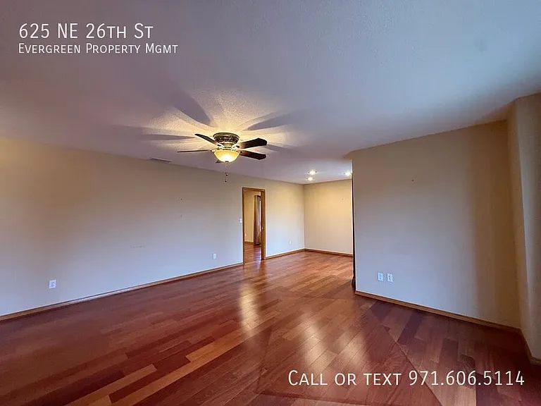 625 NE 26th St — Photo 6