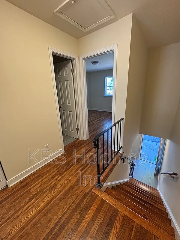 2 bed, 1.5 bath, 950 sqft, $1,495 — Photo 4