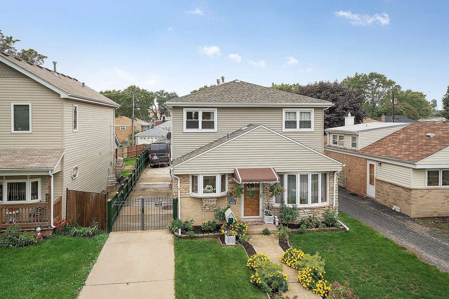 3500 Dora St photo 1