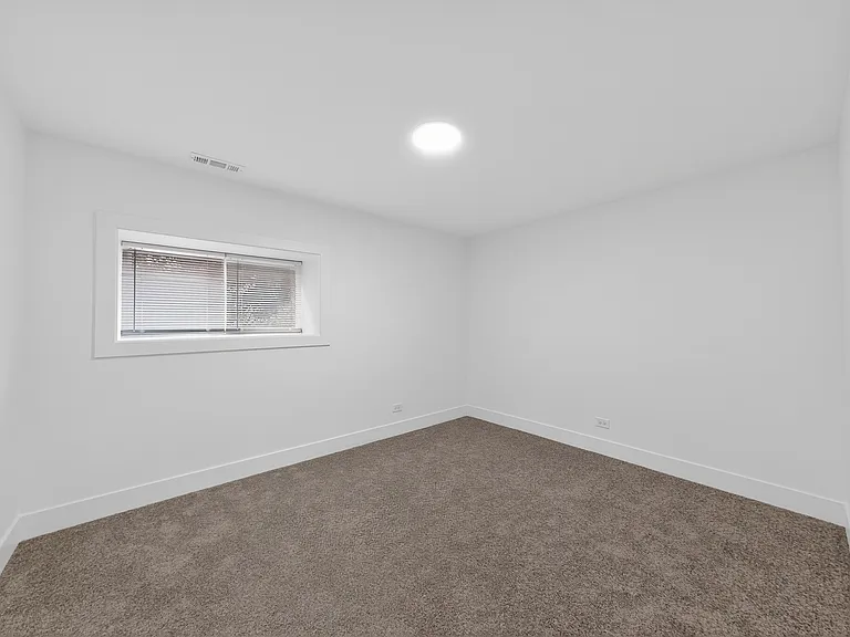 328 N Lockwood Ave #1 — Photo 8