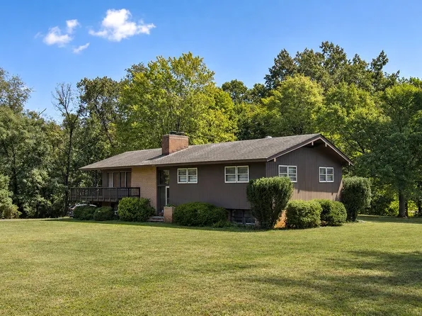 919 Maple St, Crozet, VA 22932