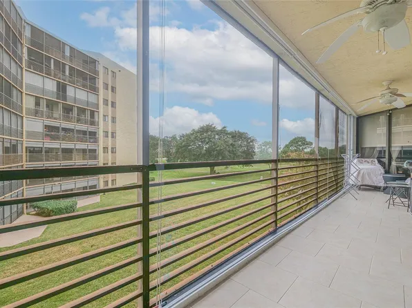 7300 Radice Court #302, Lauderhill, FL 33319